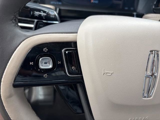 Used 2024 Lincoln Corsair Reserve image 20