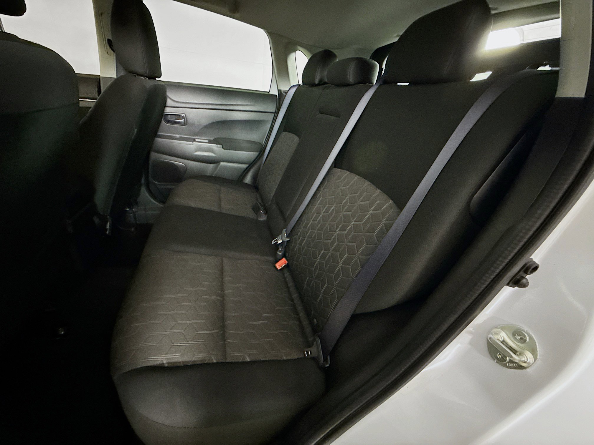 Used 2024 Mitsubishi Outlander Sport ES image 27