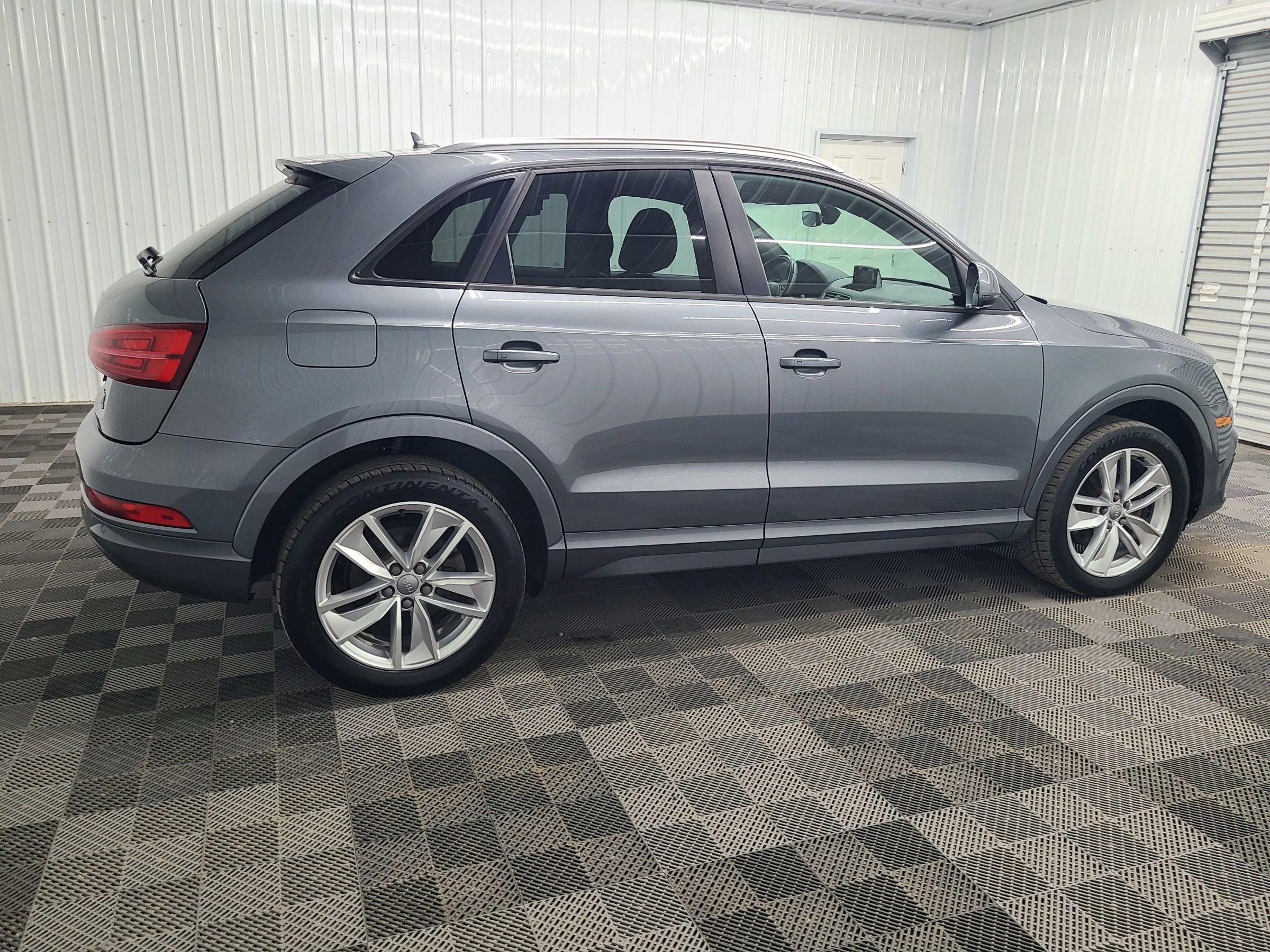 Used 2017 Audi Q3 2.0T Premium image 12