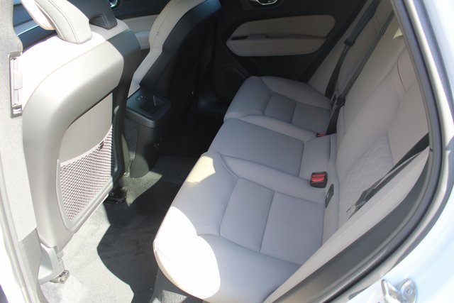 New 2026 Volvo XC60 B5 Plus w/ Protection Package Premier image 14