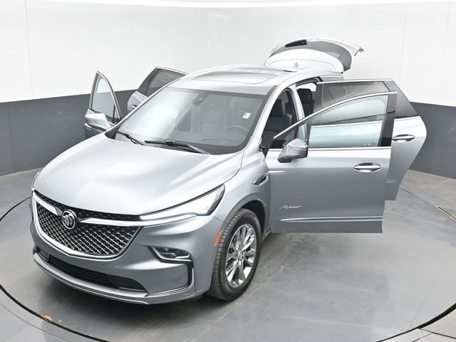 Used 2024 Buick Enclave Avenir w/ Avenir Technology Package AWD/4WD image 52