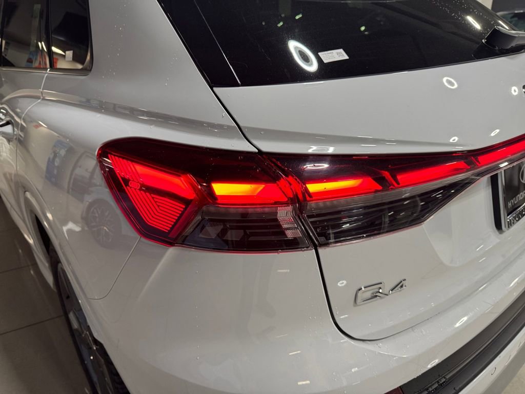 Used 2022 Audi Q4 e-tron Prestige image 35