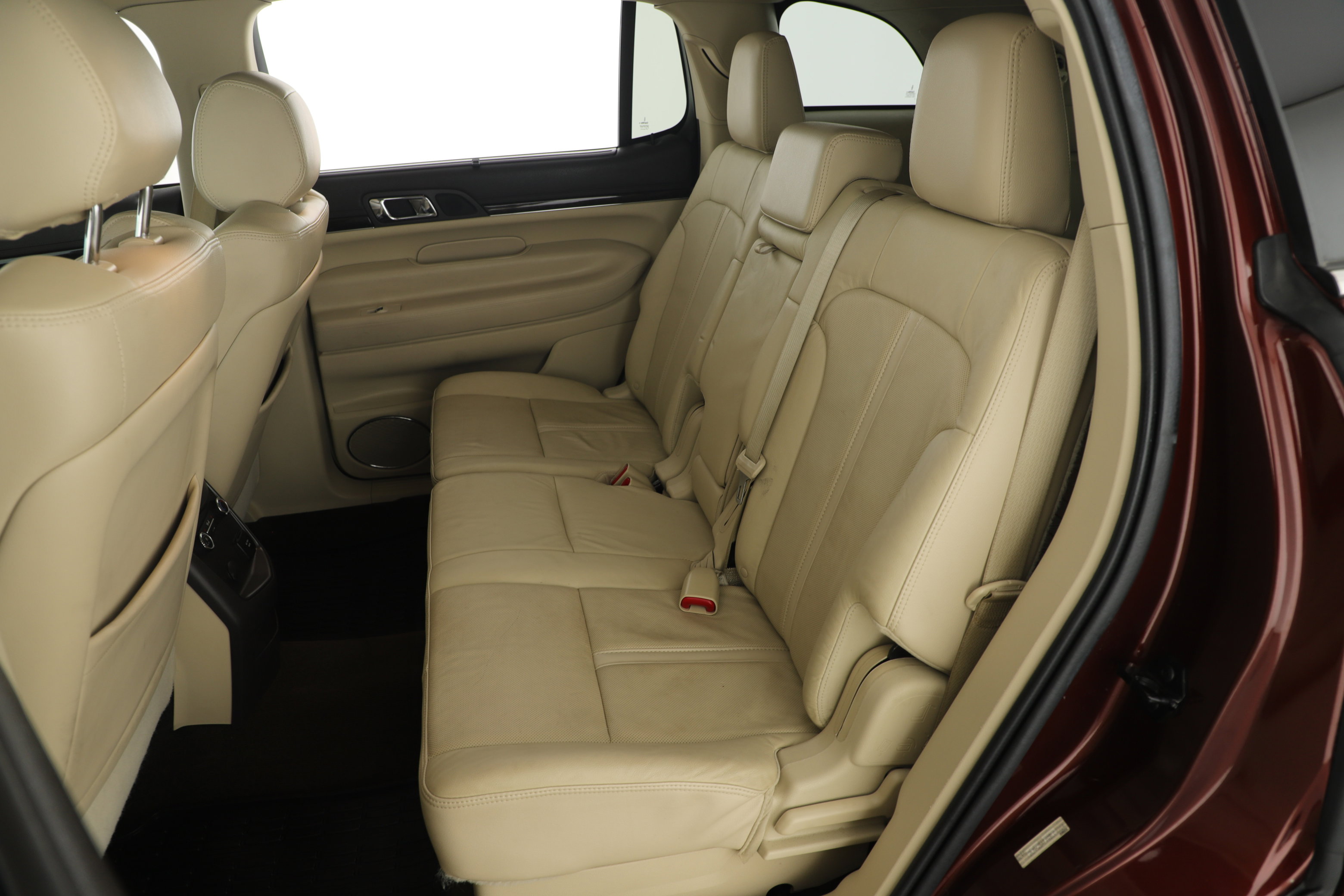 Used 2016 Lincoln MKT AWD w/ Equipment Group 201A image 22