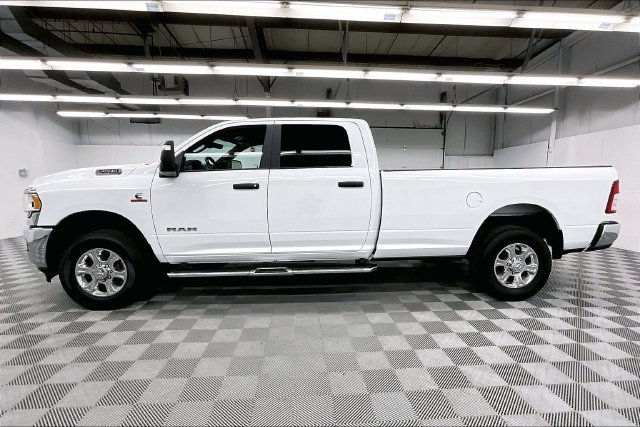 Used 2024 RAM 3500 Big Horn AWD/4WD image 15
