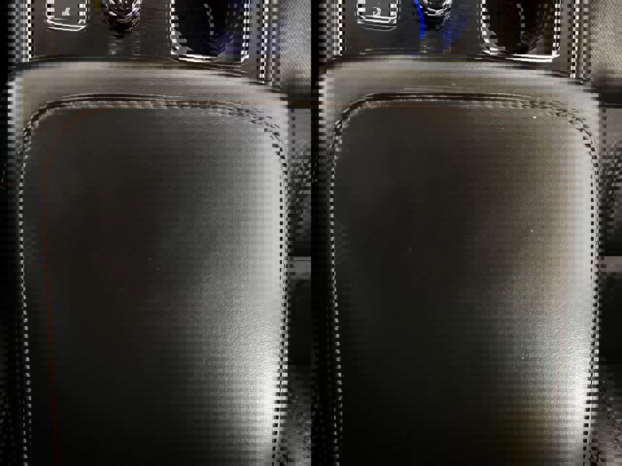 Used 2020 Lincoln Aviator Reserve w/ Equipment Group 202A image 22