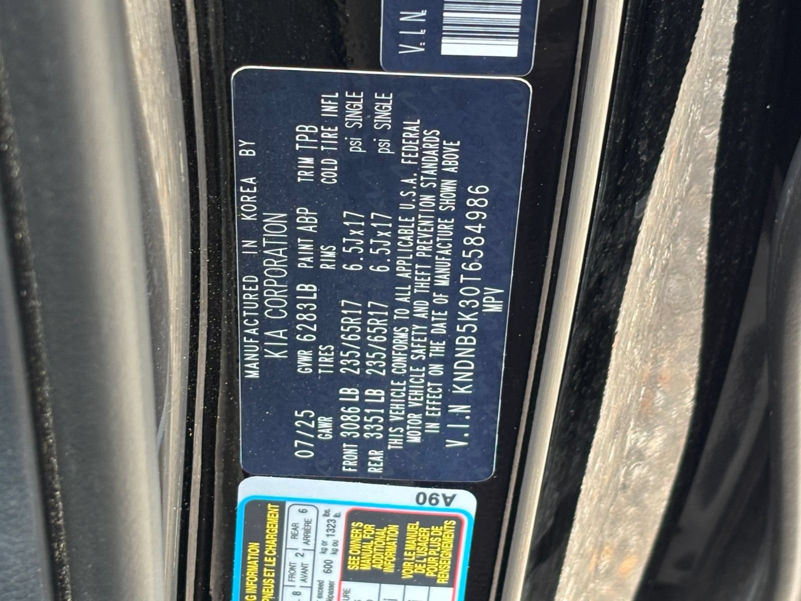 Used 2026 Kia Carnival FWD image 10