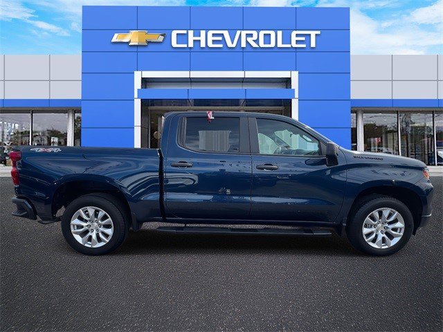 Certified 2022 Chevrolet Silverado 1500 Custom w/ LPO, Dark Essentials Package image 3