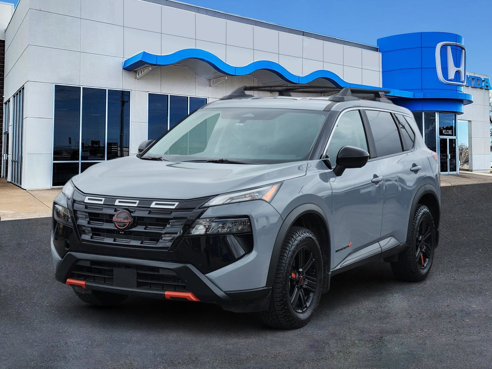 Used 2025 Nissan Rogue SV video 2