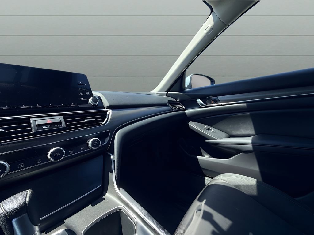 Used 2020 Honda Accord LX image 7