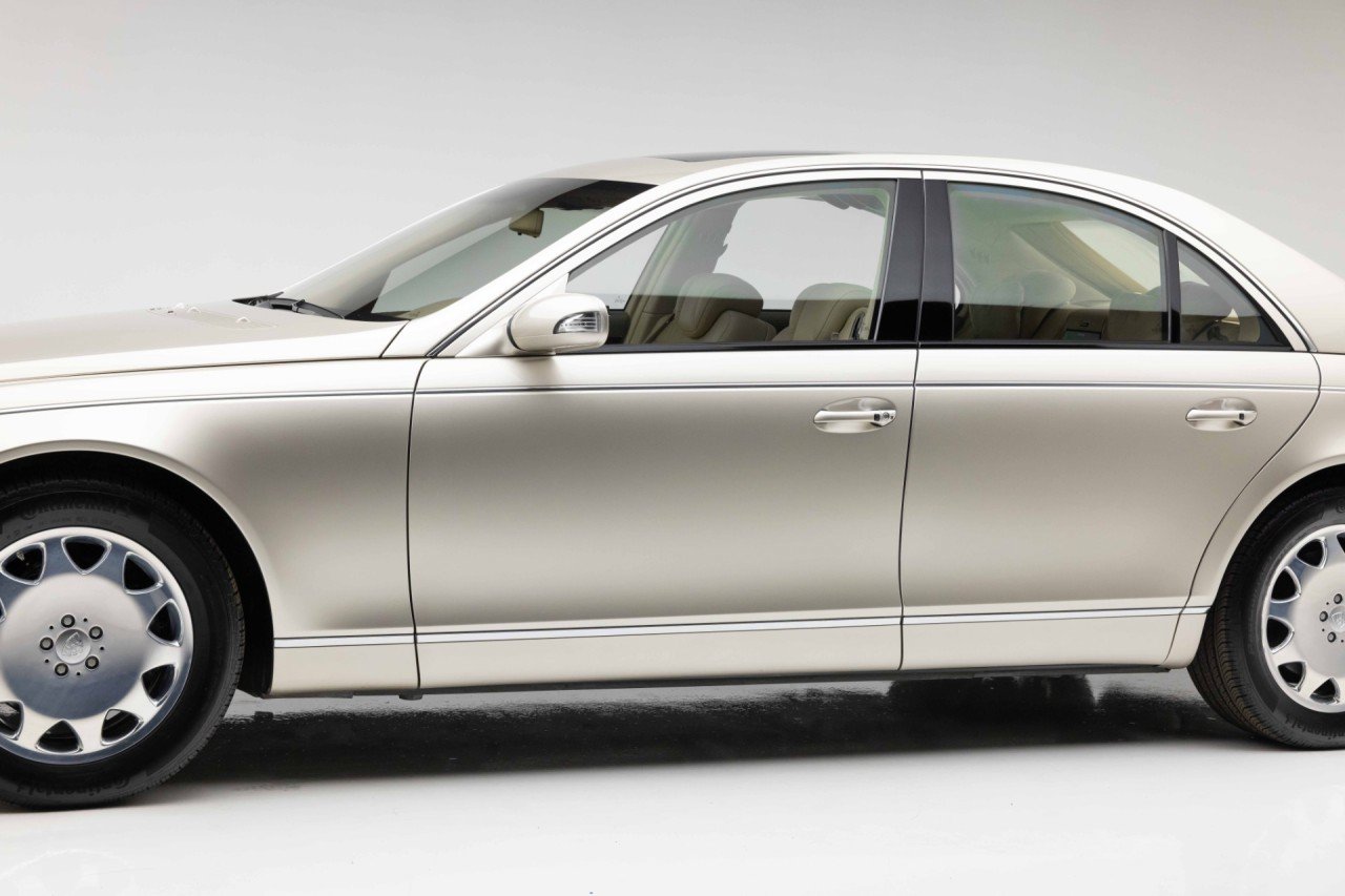 Used 2004 Maybach 57 RWD image 29