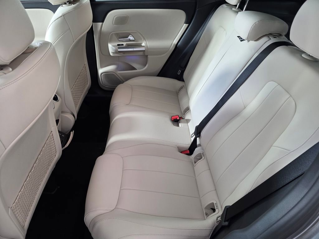 New 2026 Mercedes-Benz GLA 250 4MATIC image 11