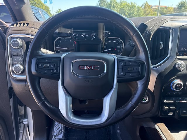 Used 2022 GMC Sierra 2500 SLT w/ SLT Premium Package AWD/4WD image 17