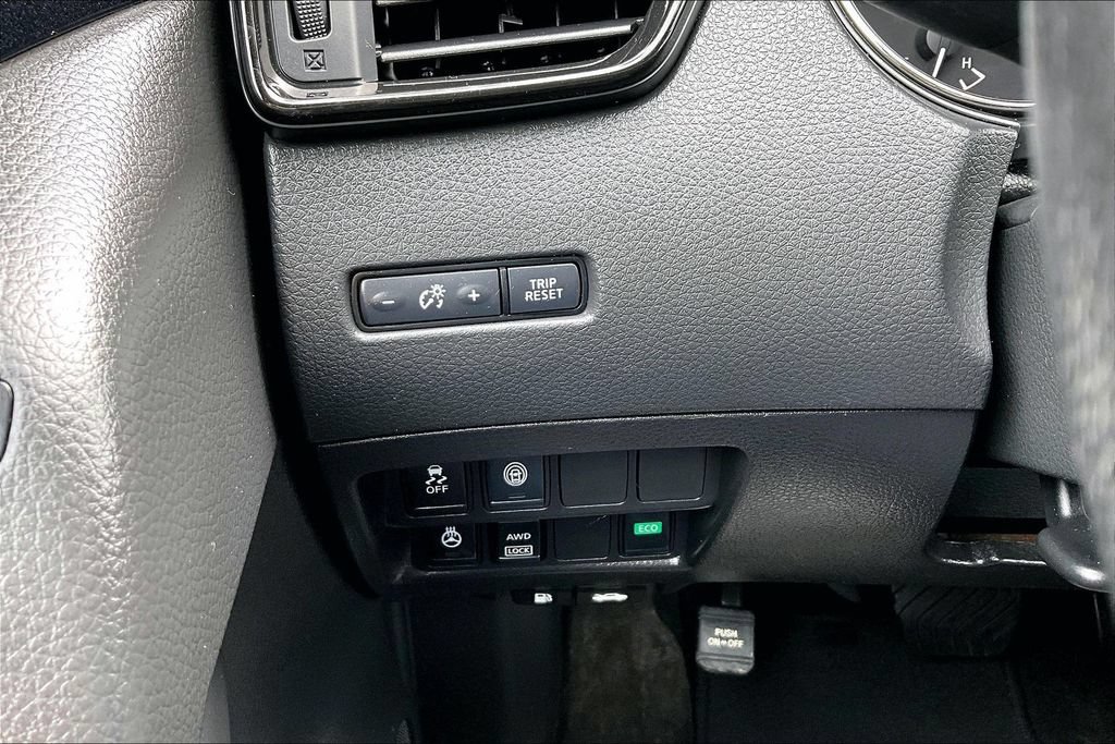 Used 2018 Nissan Rogue Sport SL w/ SL Premium Package AWD/4WD image 15