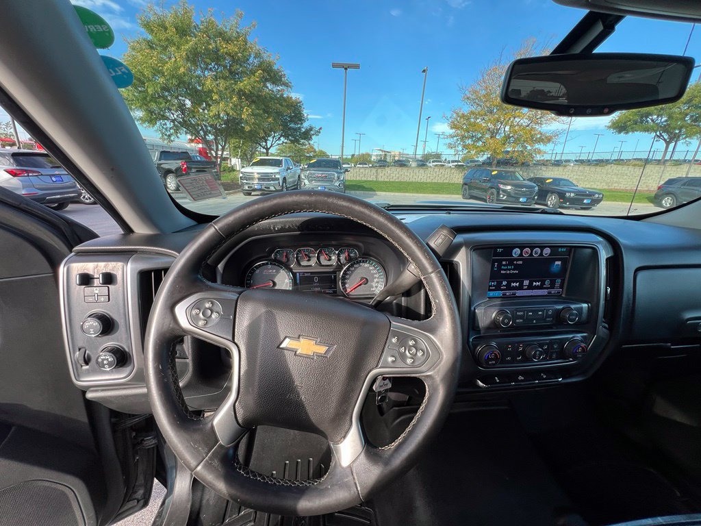 Used 2017 Chevrolet Silverado 1500 LT w/ All Star Edition AWD/4WD image 31