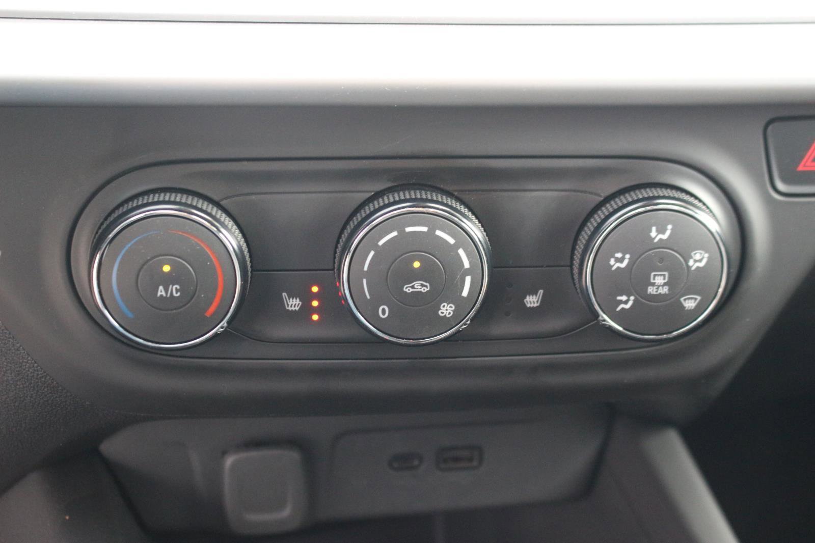 Used 2024 Chevrolet Trax RS w/ Driver Confidence Package image 25