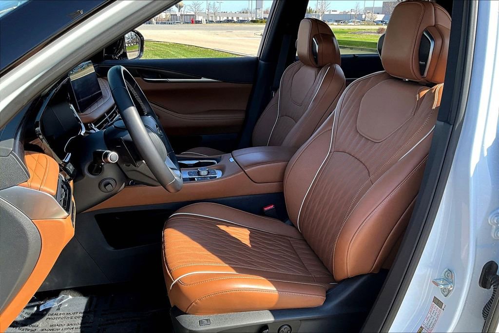 Certified 2026 INFINITI QX60 Autograph w/ Dark Cargo Package image 15