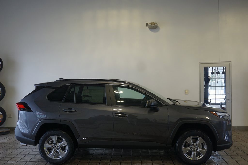 New 2025 Toyota RAV4 LE image 14