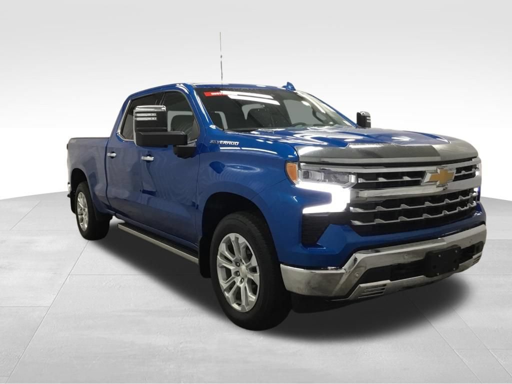 Used 2023 Chevrolet Silverado 1500 LTZ w/ Technology Package AWD/4WD image 4