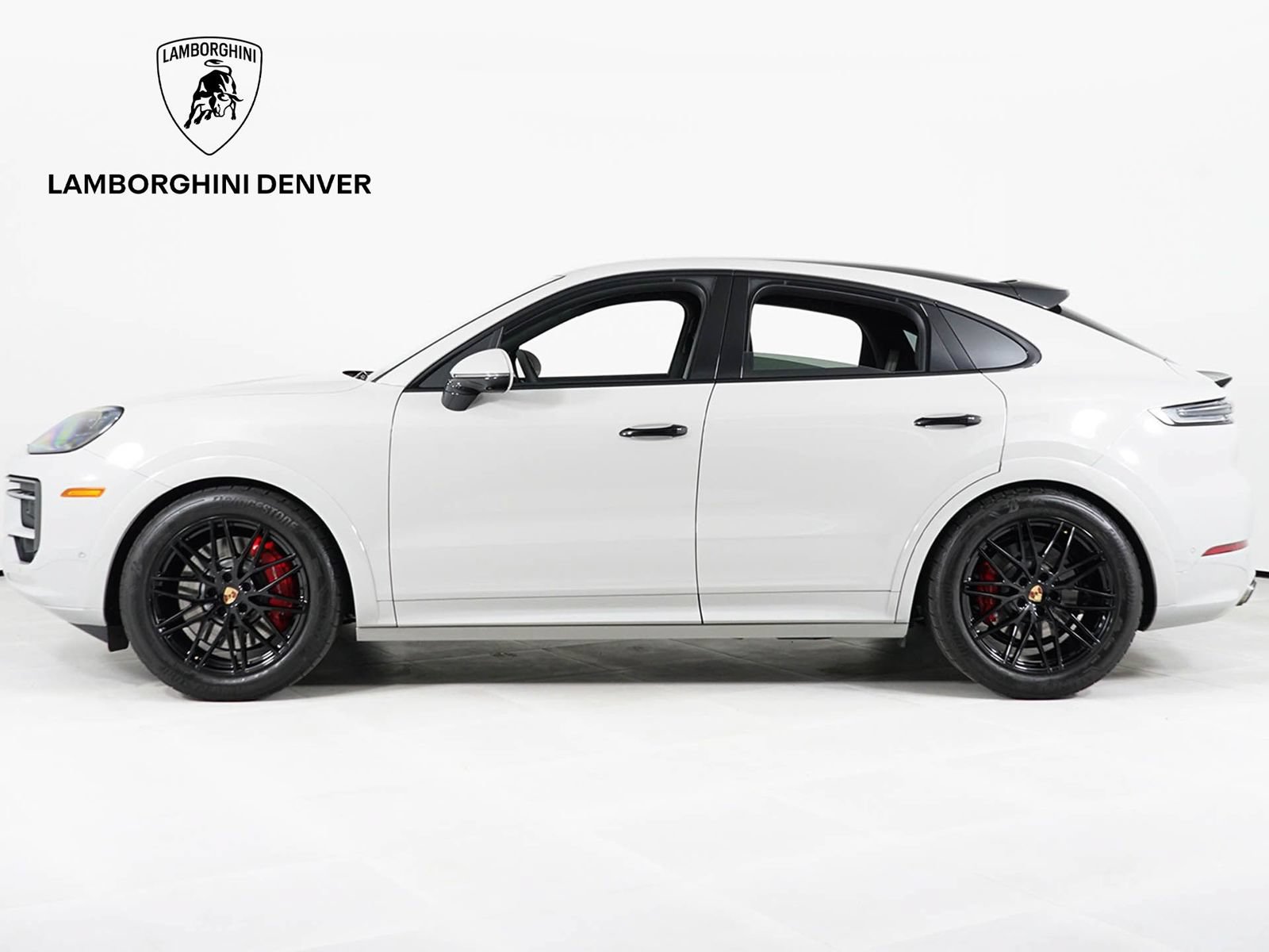 Used 2026 Porsche Cayenne GTS AWD/4WD image 2