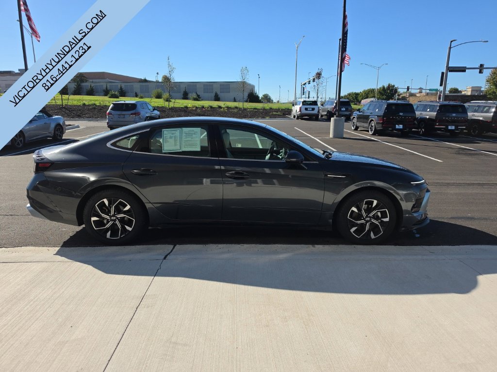Used 2025 Hyundai Sonata SEL FWD image 7
