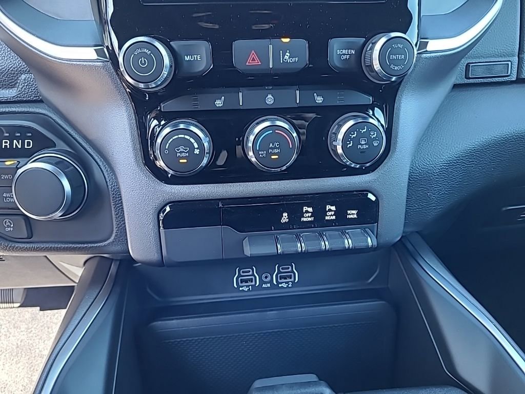 New 2026 RAM 1500 Big Horn AWD/4WD image 30