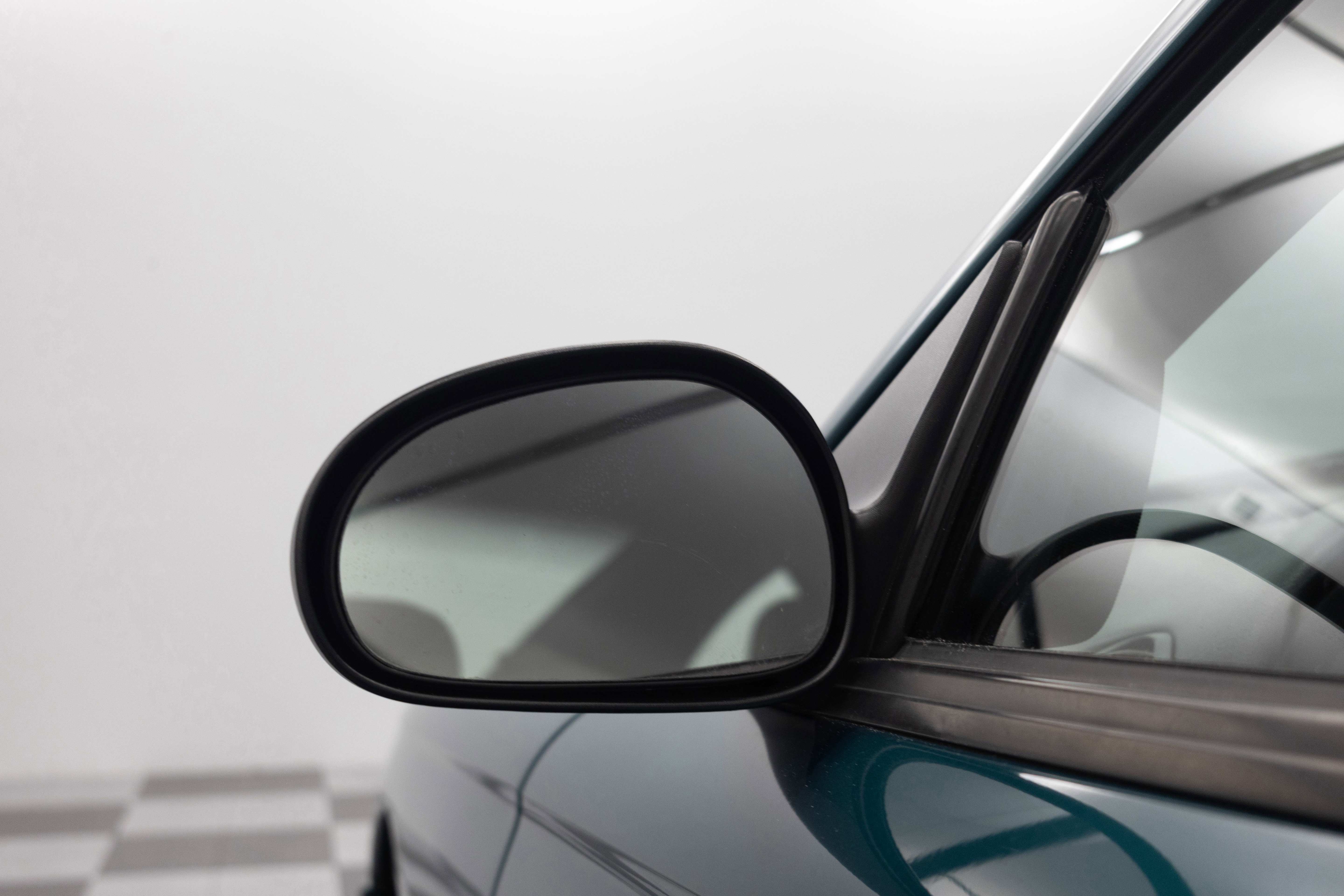 Used 1997 Ford Mustang Cobra RWD image 21