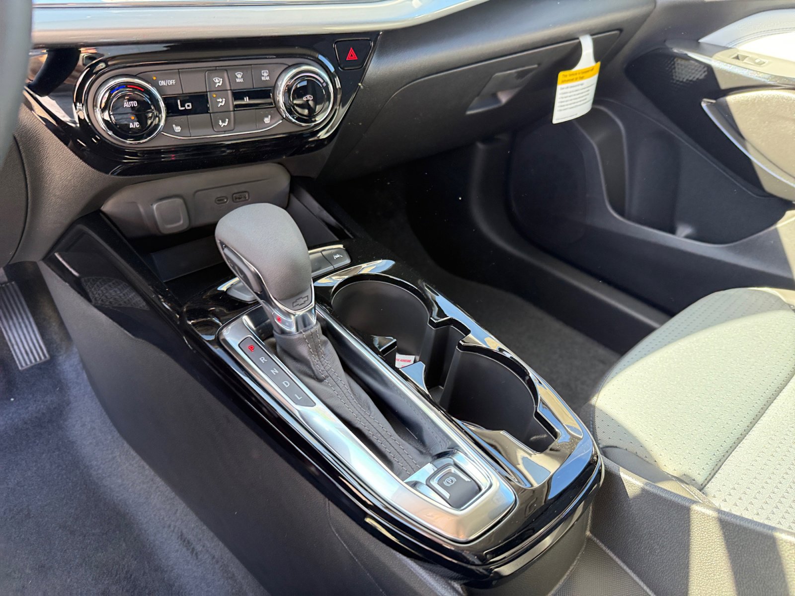 New 2026 Chevrolet Trax LT w/ Driver Confidence Package image 13