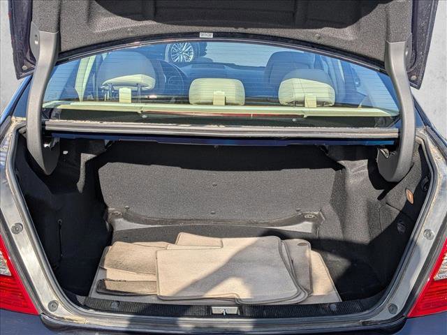 Used 2011 Mercedes-Benz C 300 Sedan image 6