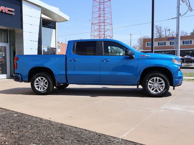 Certified 2022 Chevrolet Silverado 1500 RST AWD/4WD image 9