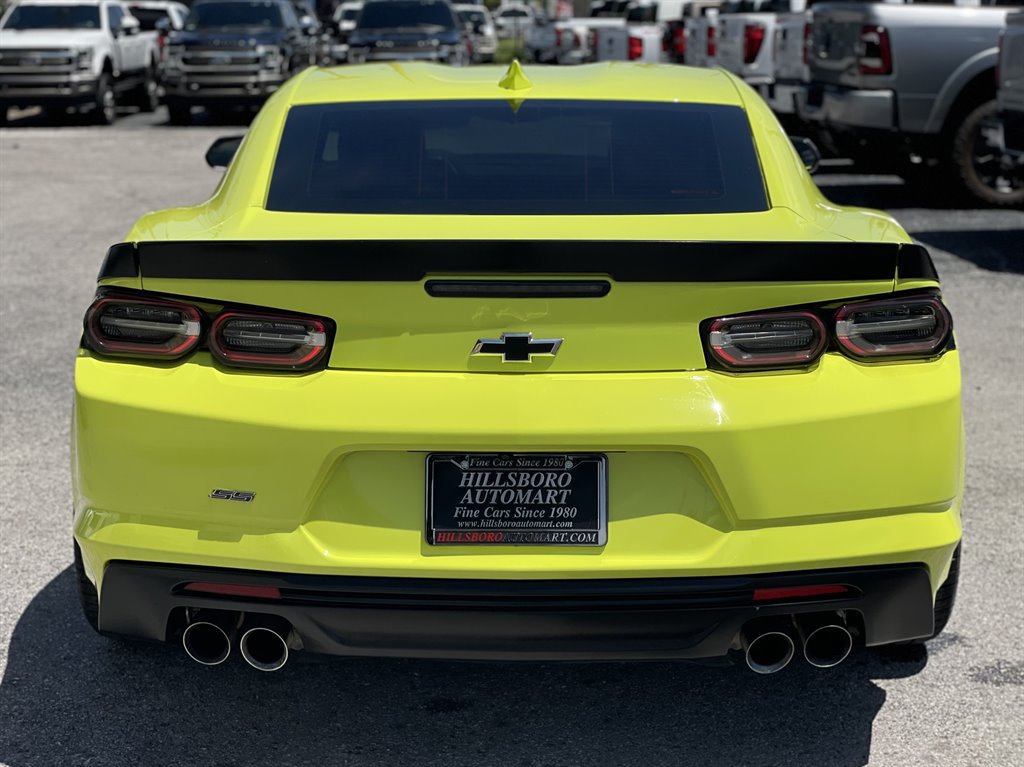 Used 2020 Chevrolet Camaro SS RWD image 20