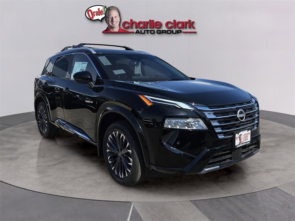 New 2025 Nissan Rogue Platinum image 8