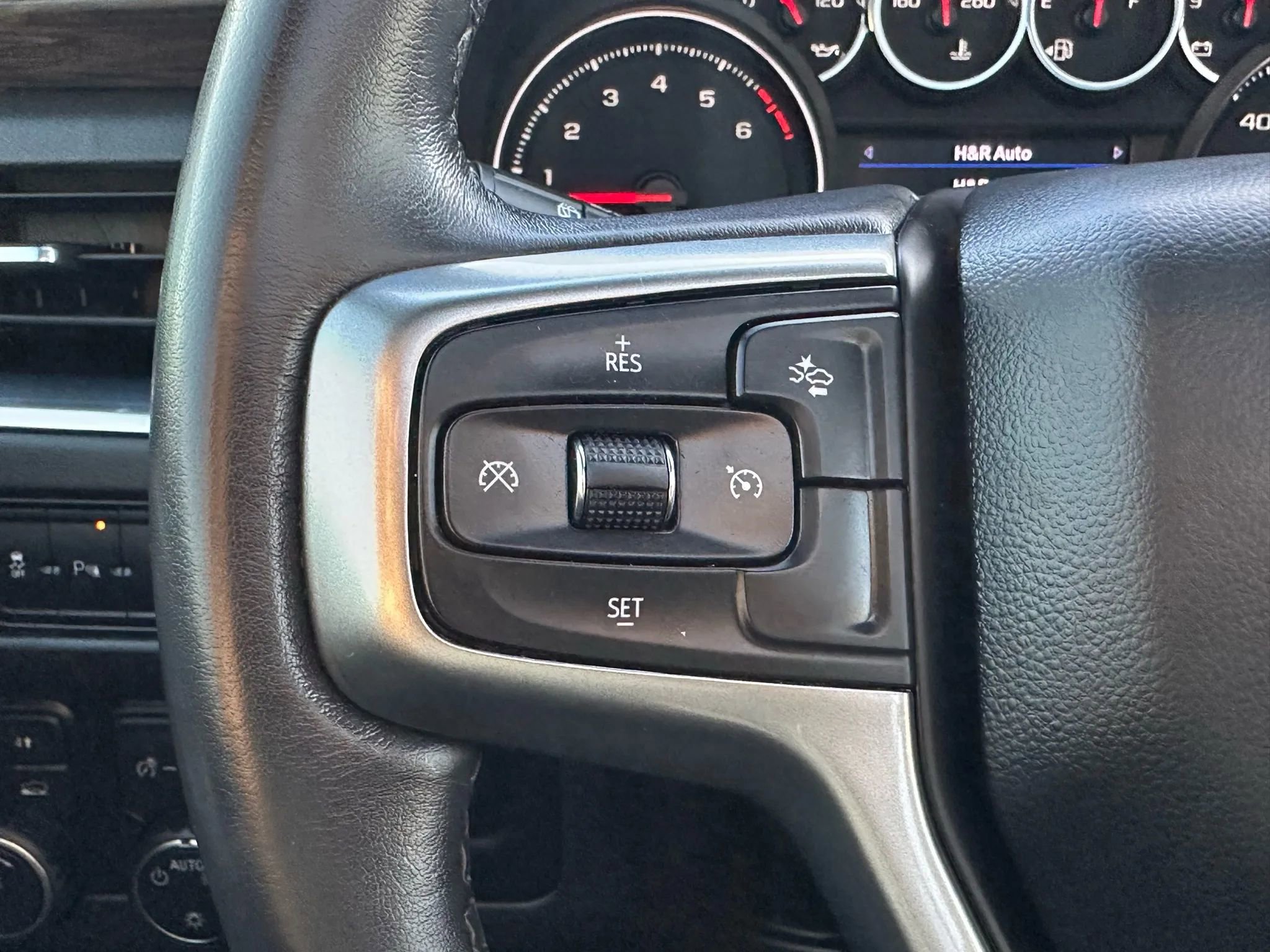 Used 2021 Chevrolet Tahoe LT image 19