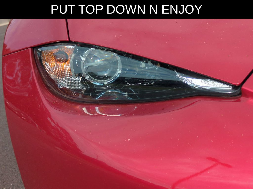 Used 2016 MAZDA MX-5 Miata Sport RWD image 9