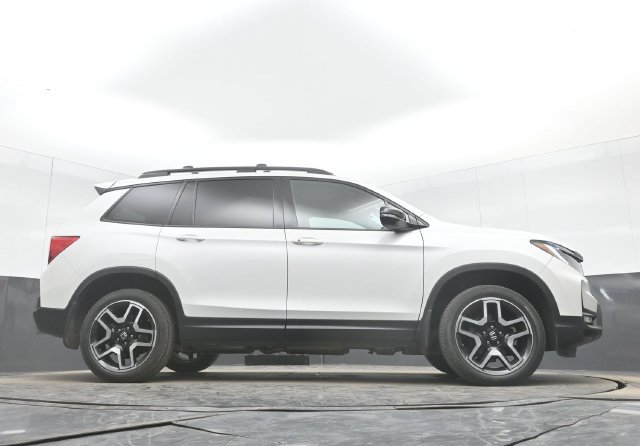 Used 2023 Honda Passport Elite image 35