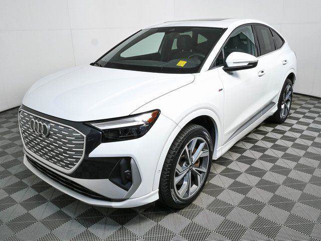 Used 2023 Audi Q4 e-tron Premium Plus w/ Premium Plus AWD/4WD image 32