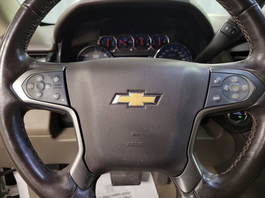 Used 2020 Chevrolet Suburban Premier image 20
