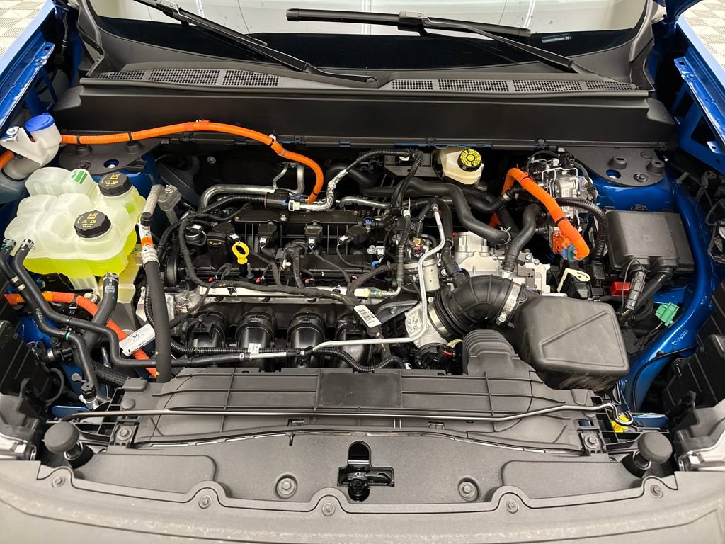 New 2025 Ford Maverick XLT image 31