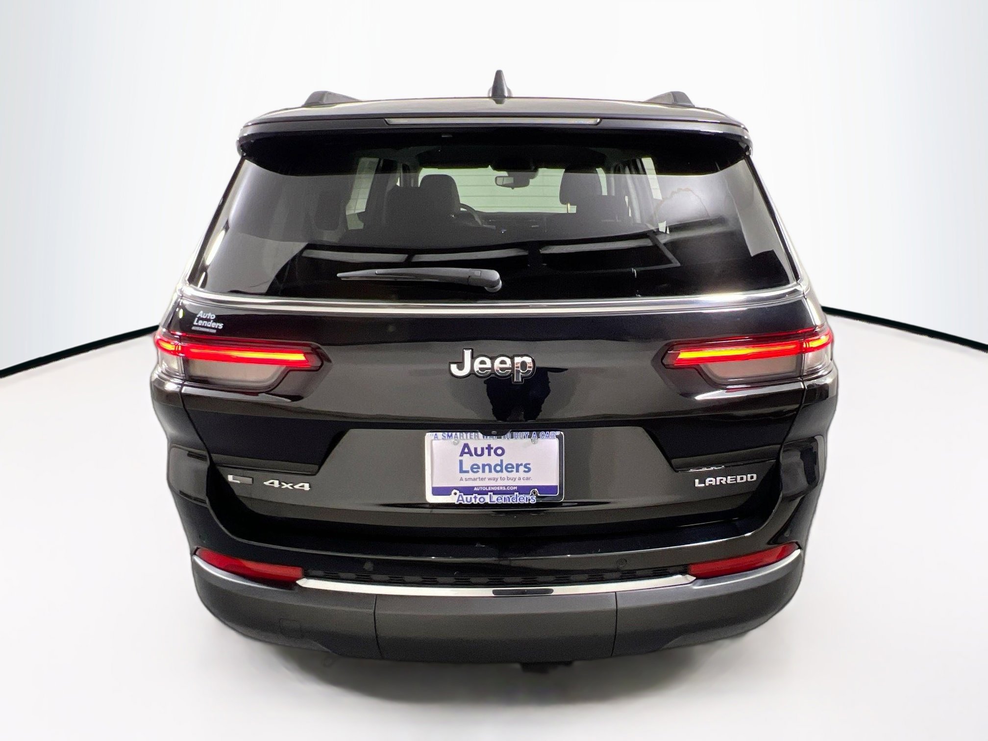 Used 2023 Jeep Grand Cherokee L Laredo AWD/4WD image 6