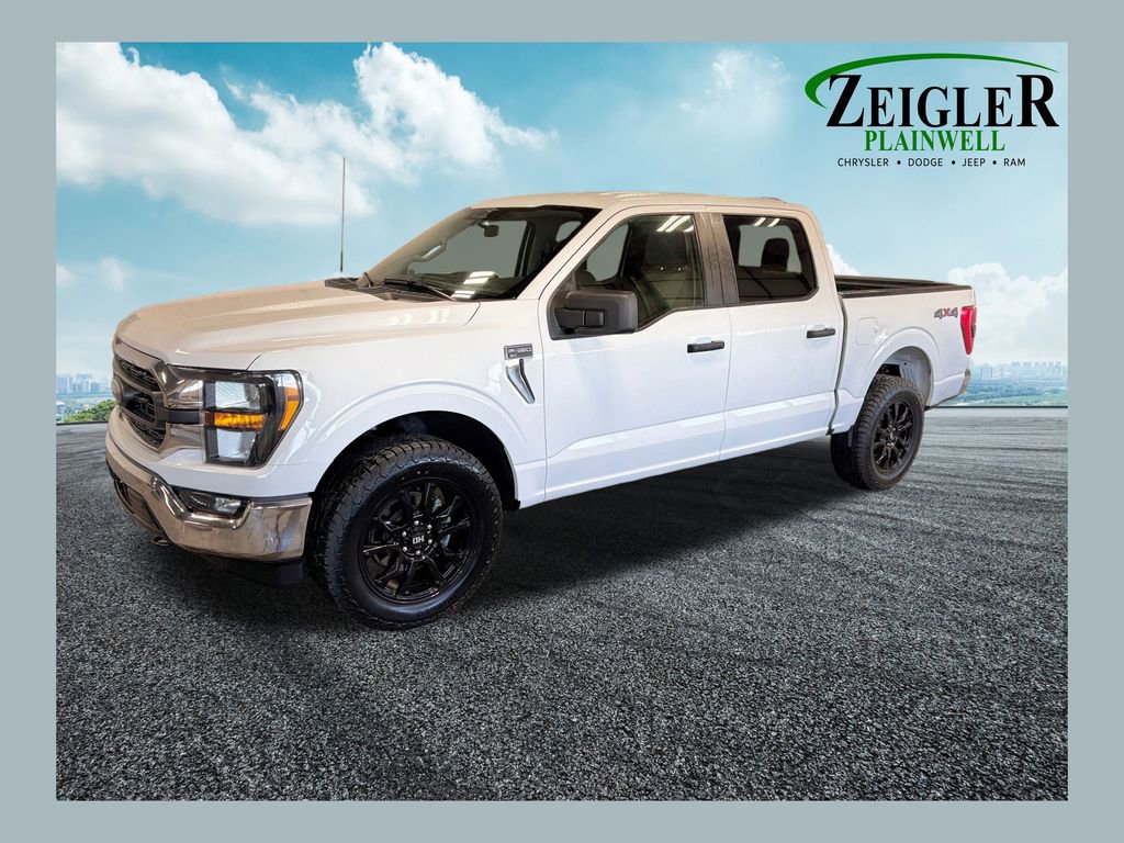 Used 2025 Chevrolet Silverado 1500 LT w/ Work Truck Package image 1