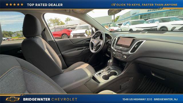 Used 2019 Chevrolet Equinox LT w/ Lights and Bright Package AWD/4WD image 18
