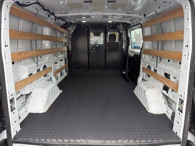 Used 2024 Ford Transit 250 Low Roof w/ Exterior Upgrade Package image 22