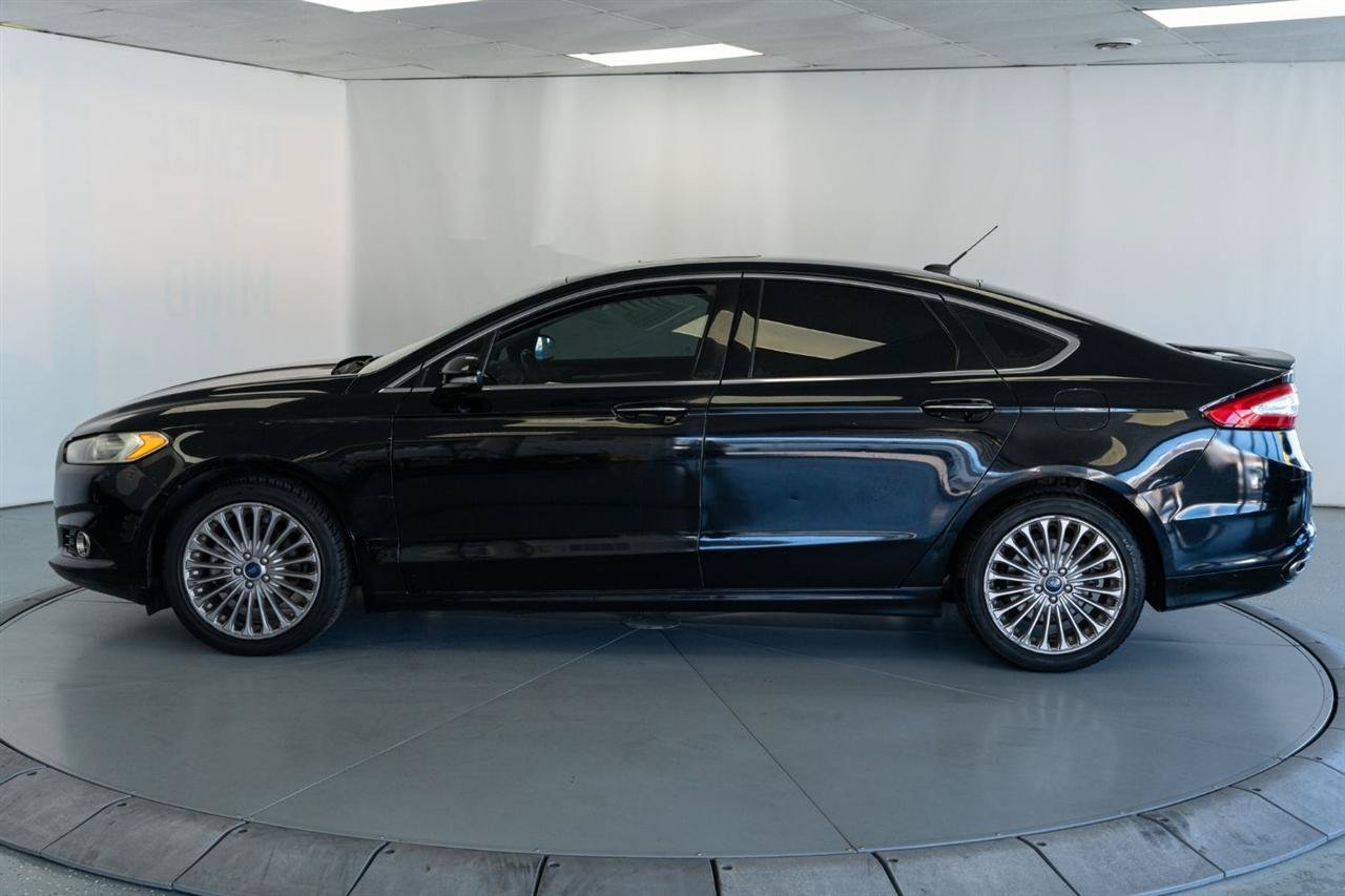 Used 2016 Ford Fusion Titanium FWD image 4