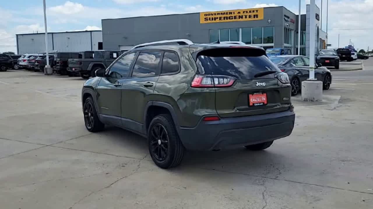 Used 2020 Jeep Cherokee Latitude FWD image 6