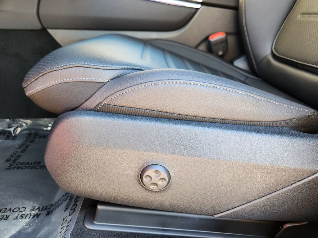 New 2026 Mercedes-Benz GLC 300 4MATIC image 23