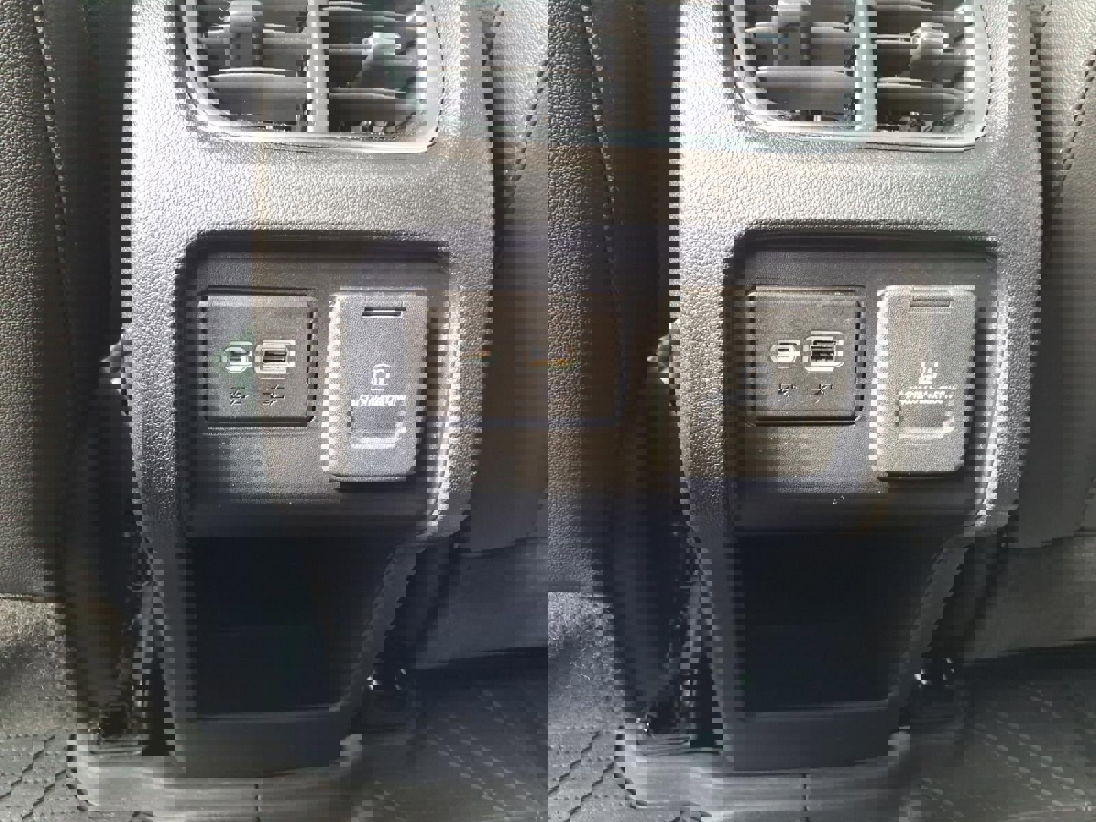 Used 2019 Chevrolet Blazer LT w/ Sound & Technology Package image 19