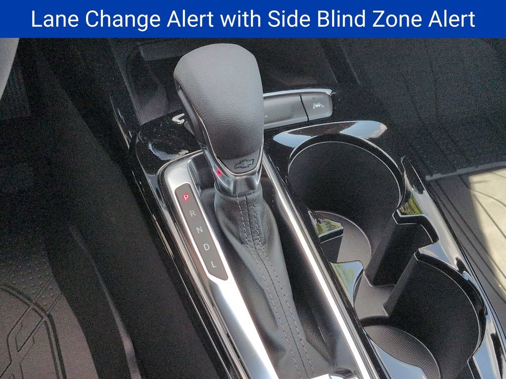 New 2026 Chevrolet Trax LT w/ Sunroof Package FWD image 19