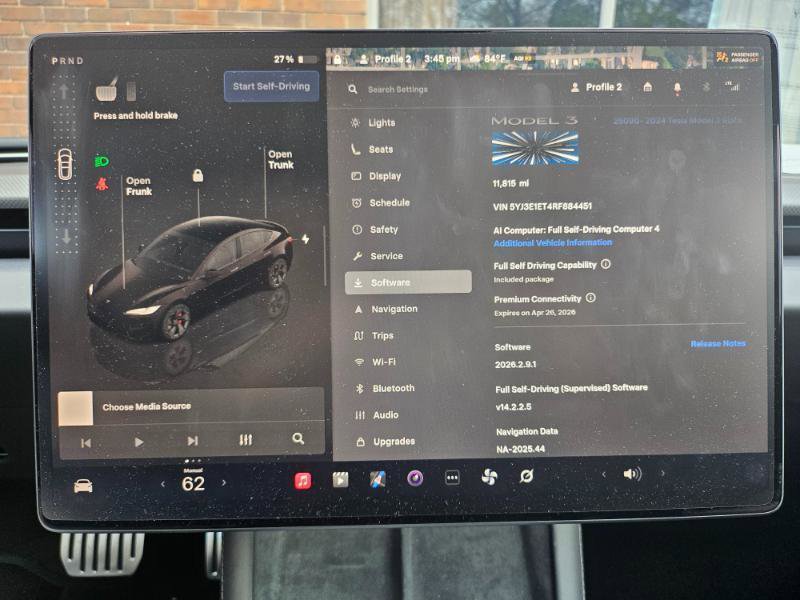 Used 2024 Tesla Model 3 Performance image 3