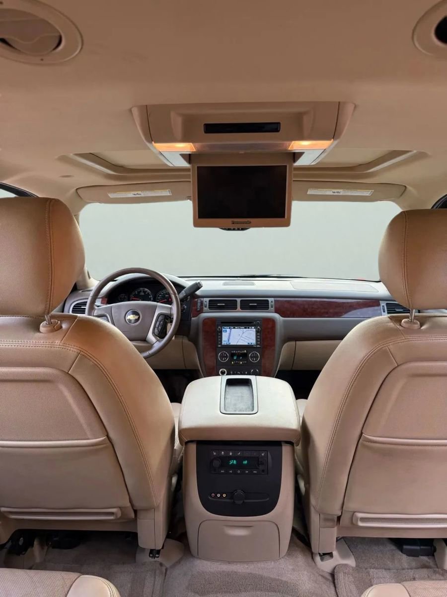 Used 2011 Chevrolet Suburban LTZ image 43
