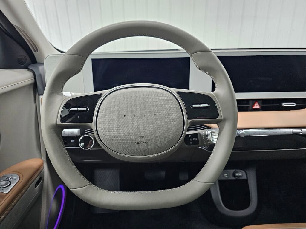 Used 2024 Hyundai Ioniq 5 Limited image 17