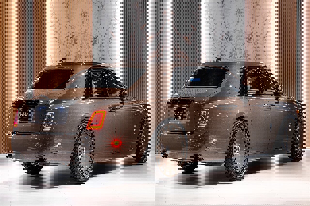 Used 2026 Rolls-Royce Phantom Sedan image 6